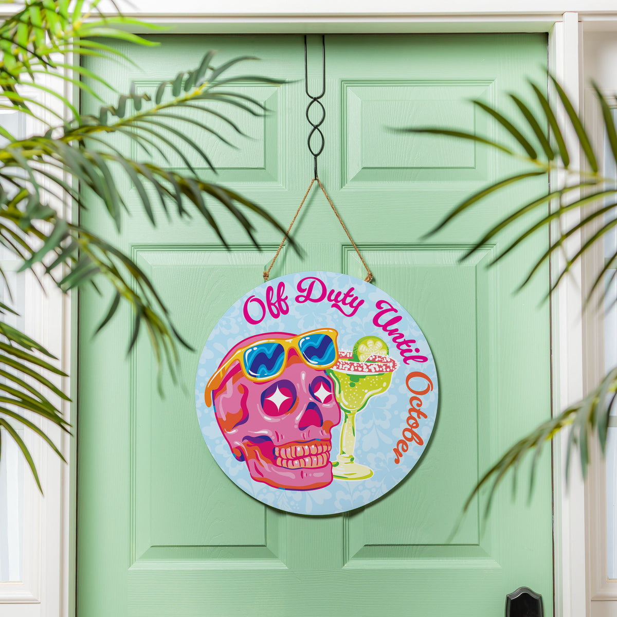 Evergreen Summerween Off Duty 18 inch Door Decor 2