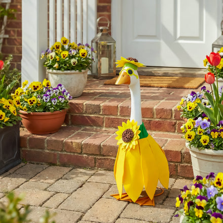 Giddy the Goose Outfit, Sunflower