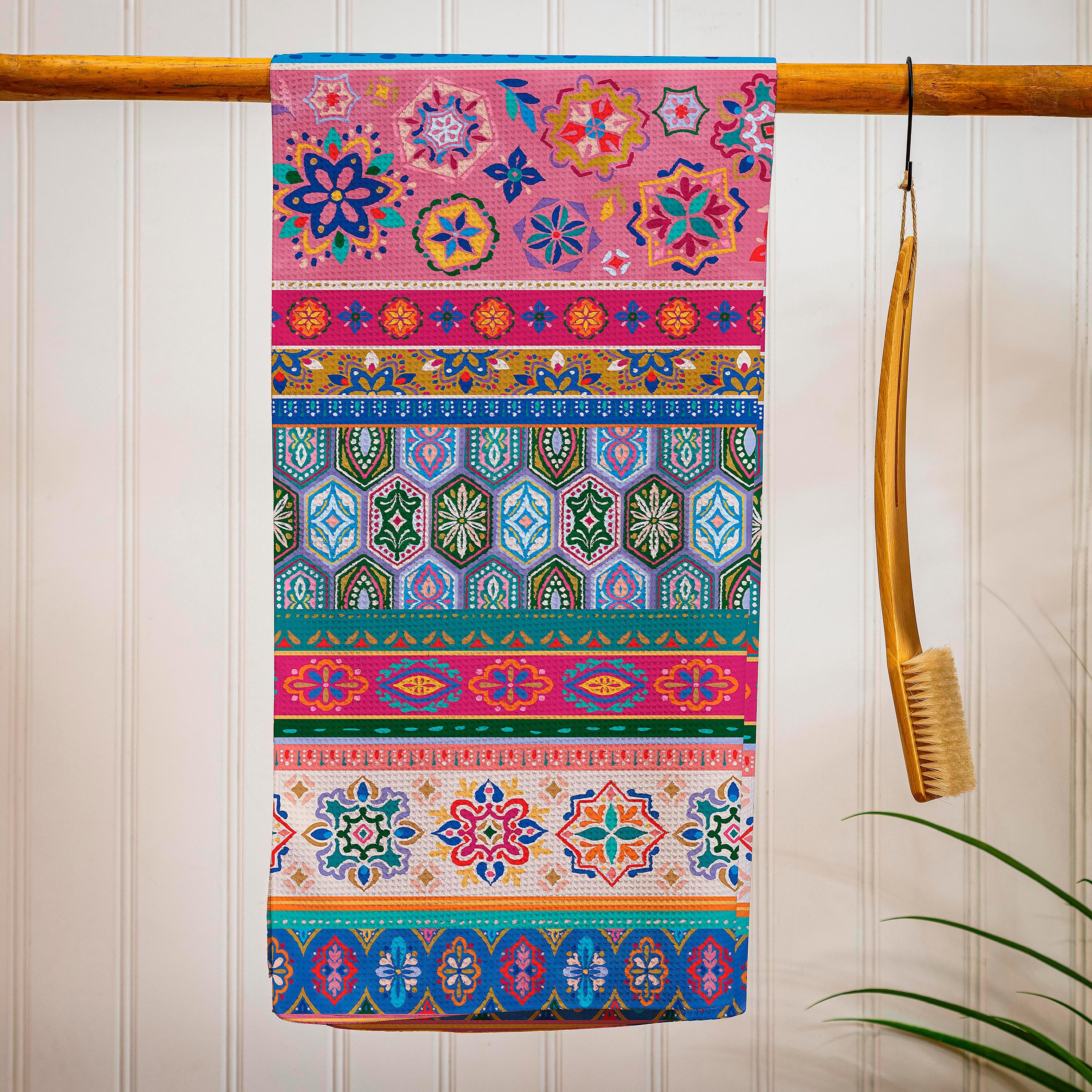 【美品】パルティール　usperwave Geometric Tapestry Quick Dry Towel and Matching Carrying Case, 60