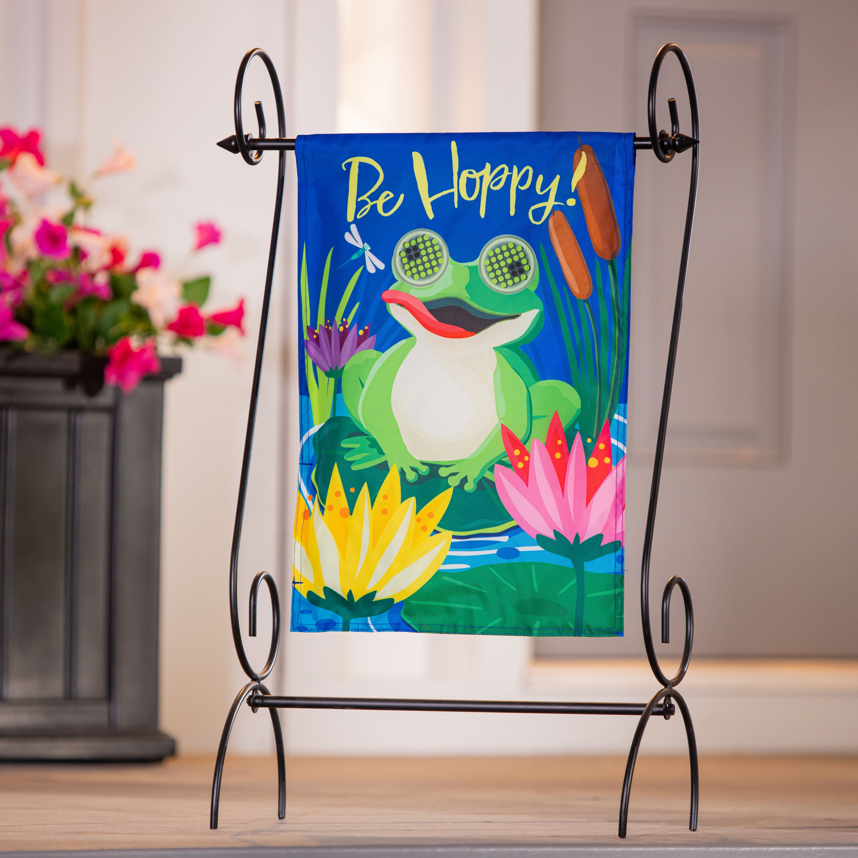 Winky Blinky Be Hoppy Applique Lighted Garden Flag – Evergreen