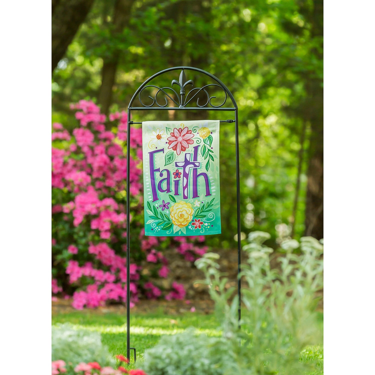 fleur de lis plant hanger Evergreen