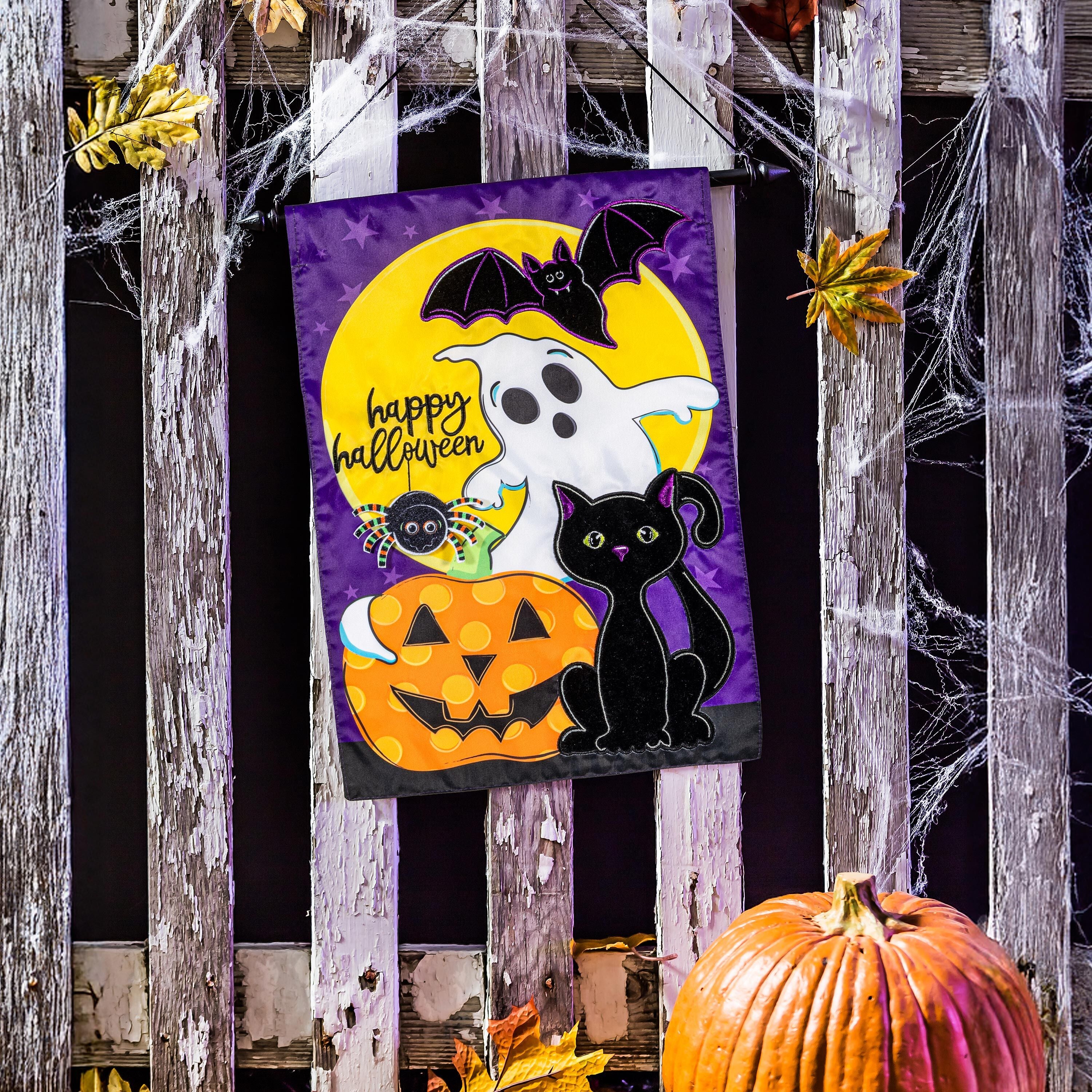 Halloween Friends Applique Garden Flag – Evergreen